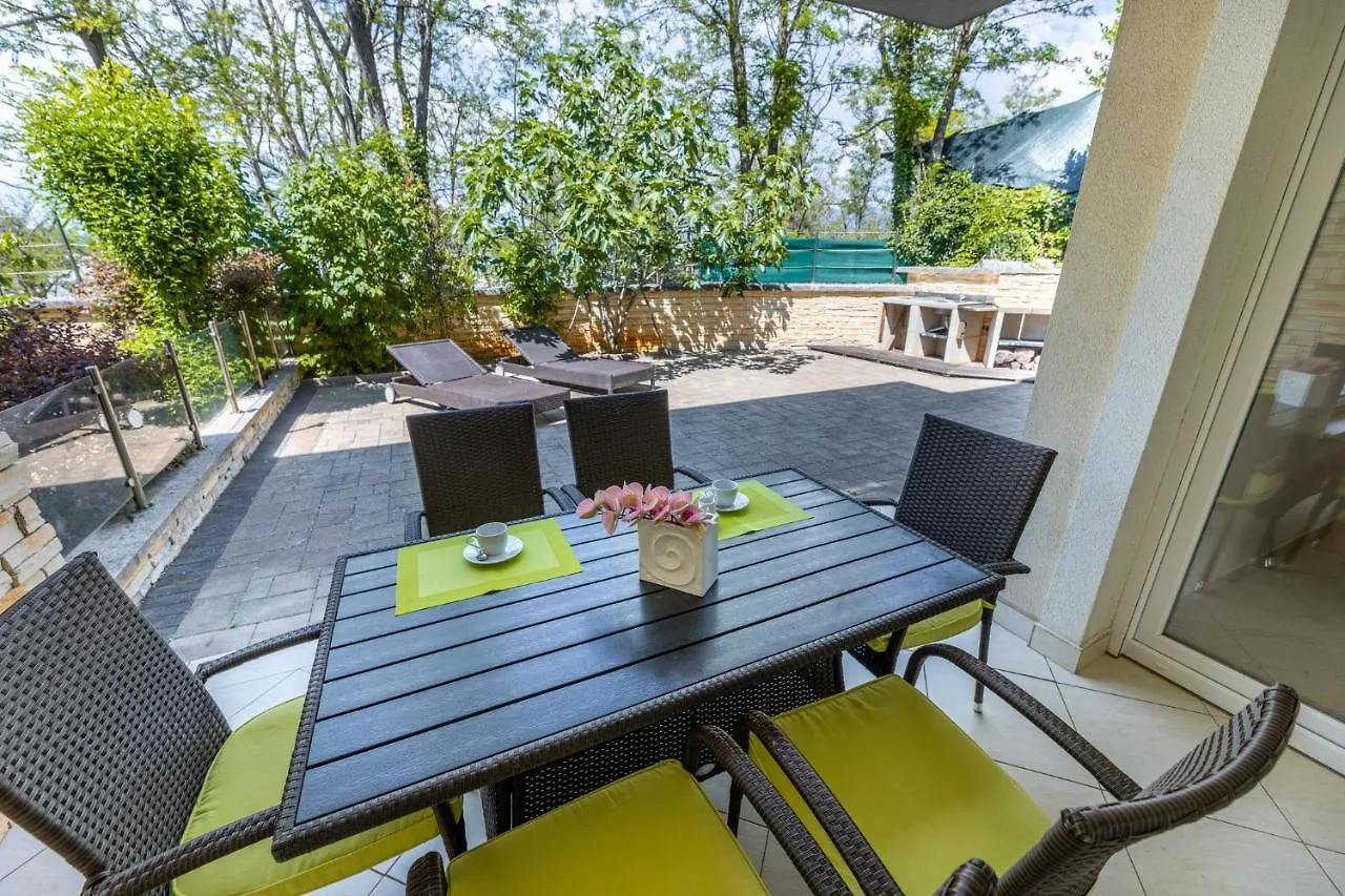 Seafront Maris By El-Pi Tours Apartment Dobrinj