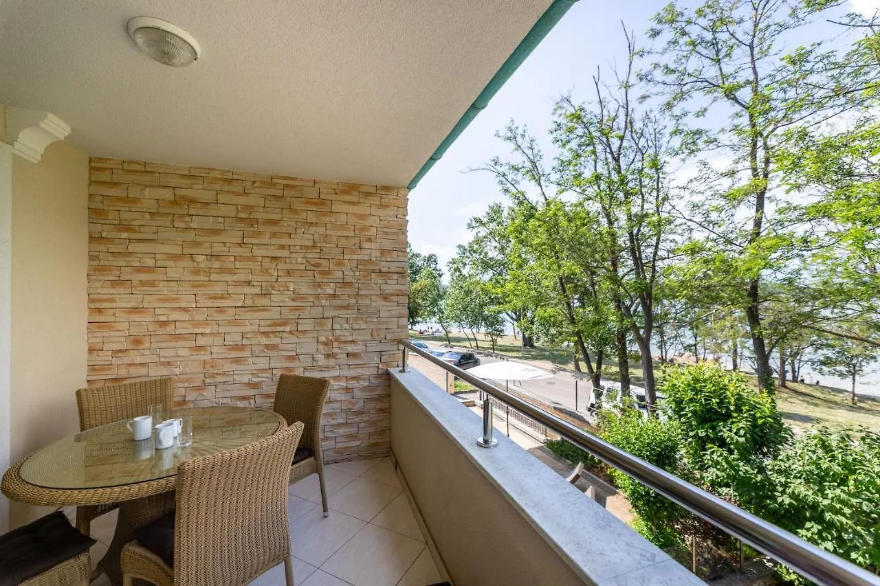 Seafront Maris By El-Pi Tours Apartment Dobrinj