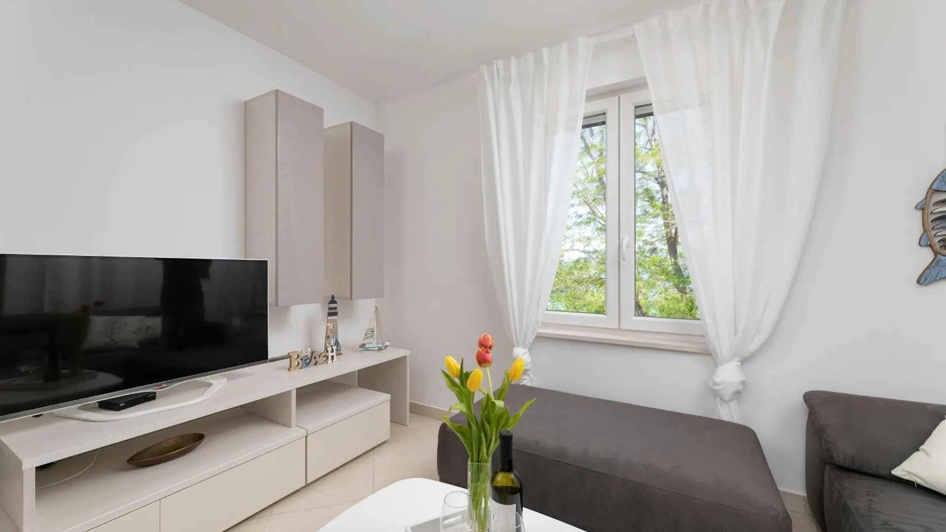 Seafront Maris By El-Pi Tours Apartment Dobrinj