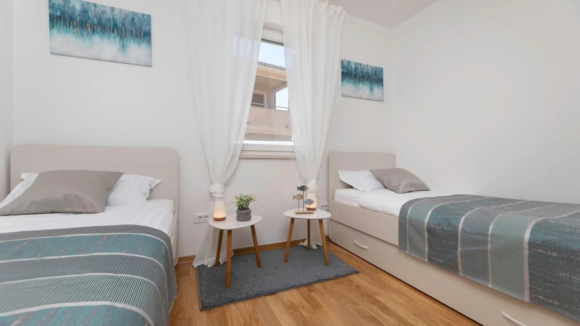 Seafront Maris By El-Pi Tours Apartment Dobrinj
