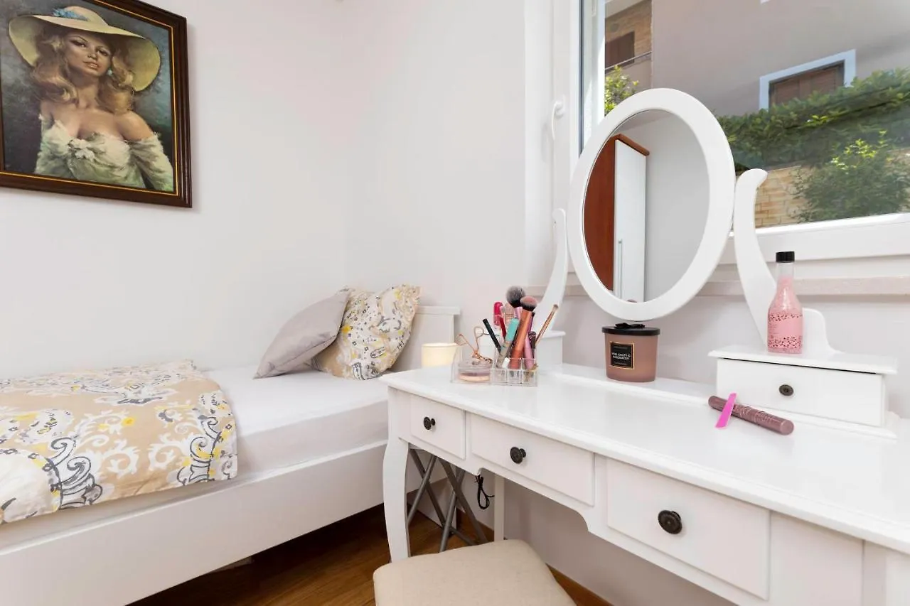 Apartmán Seafront Maris By El-Pi Tours Dobrinj
